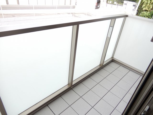 ヴィラソレーユ古曽部町のバルコニー