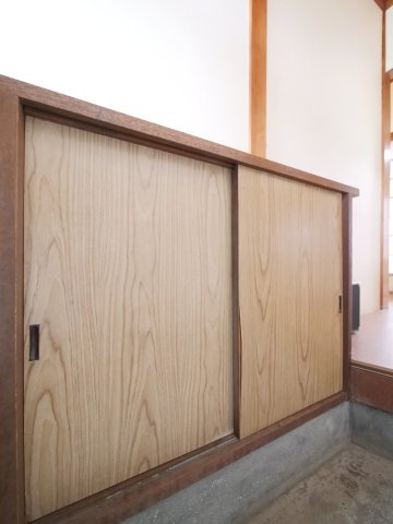 矢坂東町戸建の収納