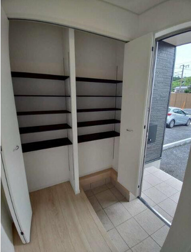 クレイドルガーデン光市中島田第1の玄関