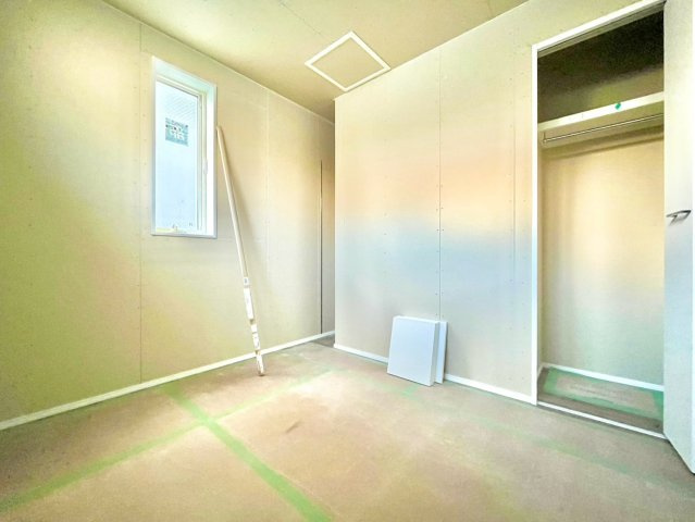 練馬区北町5丁目　新築戸建の洋室|2026.10.11撮影

現地ご見学希望・資料請求などお気軽にお問い合わせ下さい！
03-5990-5201