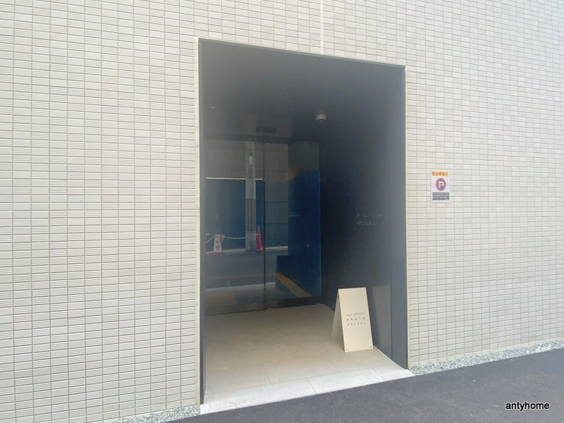 レジュールアッシュ谷町四丁目グランクラス　仲介手数料無料のエントランス