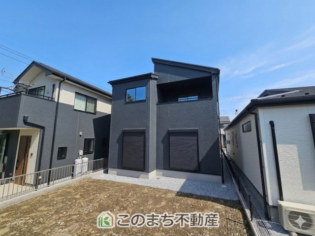GRAFARE宇都宮市西原町2期の外観|建物完成につき内覧可能です！
飽きのこないシンプルな外観と
閑静な住宅街は永住の地にピッタリです♪