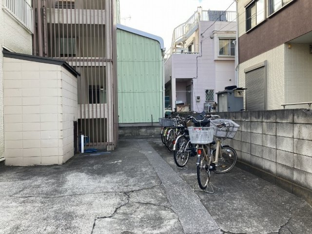 コーポ佐伯の駐車場|75060196_4.jpg