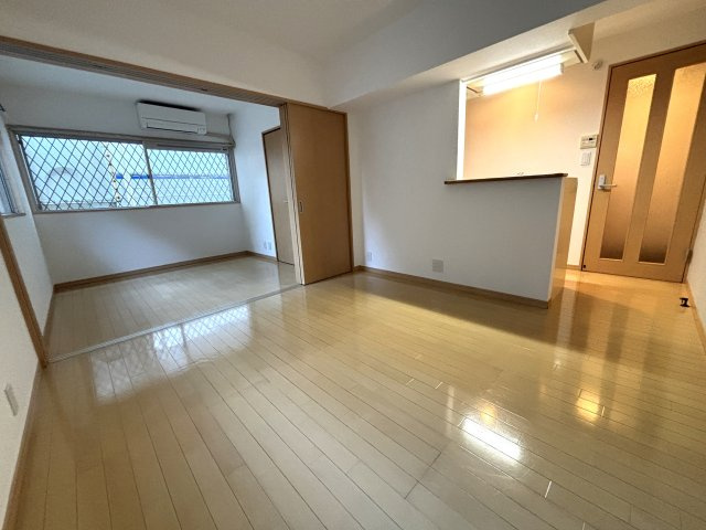テングッド城西の居間・リビング|ゆったりとした居間です