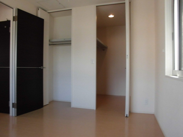 ローズコート中桜塚の寝室
