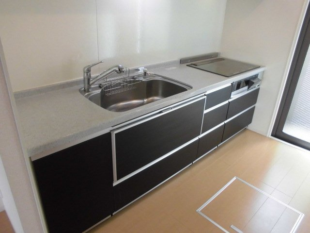 ローズコート中桜塚のキッチン