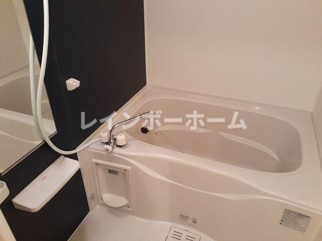 クレセント　ルーンの浴室