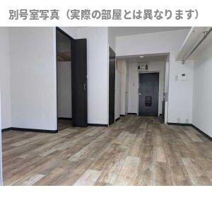第三秋善ビルの居間・リビング