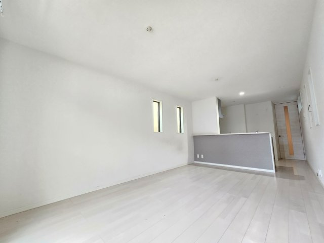 【居間・リビング】の画像