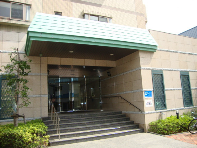 グランハイツ東新宿のエントランス|74664257_14.jpg