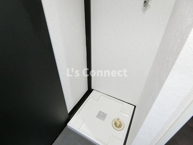 【設備】 | レムナント晩翠 | 室内洗濯機置き場には排水パン付き。