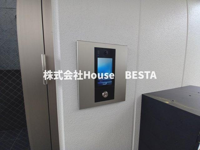 アリビラ六甲のエントランス
