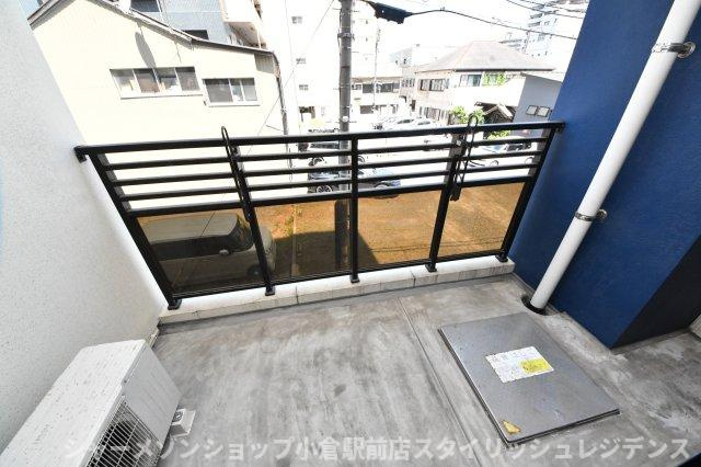 コンダクトレジデンス戸畑のバルコニー