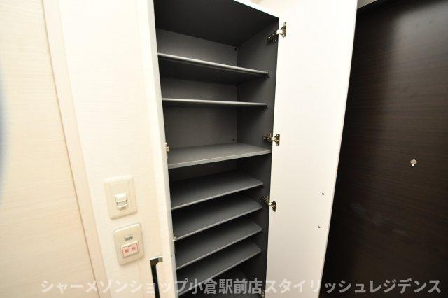 コンダクトレジデンス戸畑の収納