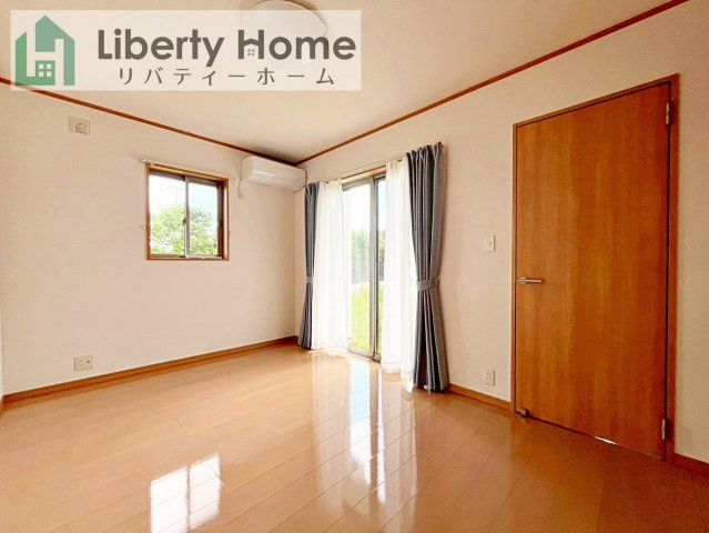 鹿嶋市林　中古戸建の洋室