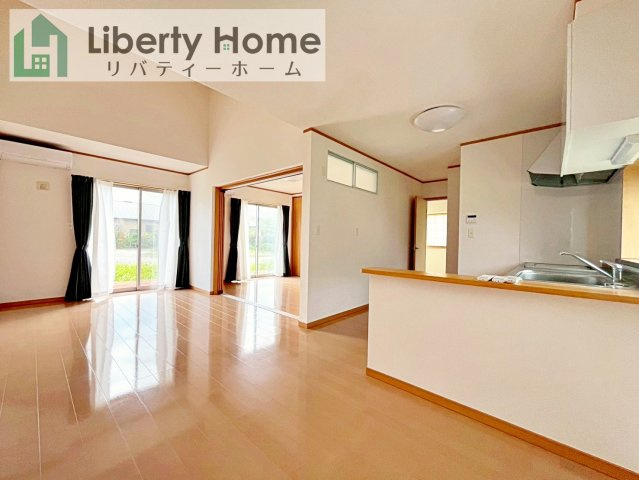 鹿嶋市林　中古戸建の居間・リビング