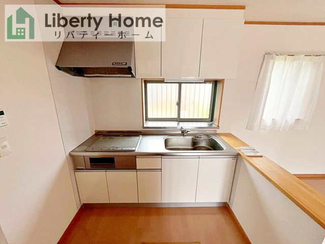 鹿嶋市林　中古戸建のキッチン