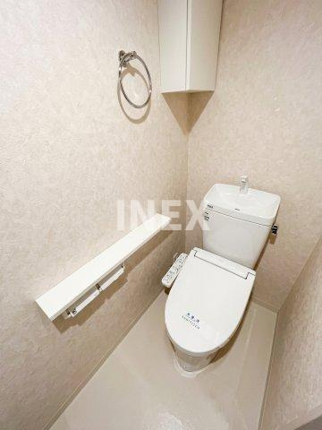 横浜市磯子区森１丁目の賃貸マンションのトイレ
