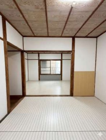 東住吉区　戸建投資用の洋室