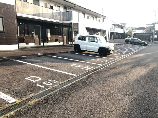 セントヒルズDの駐車場