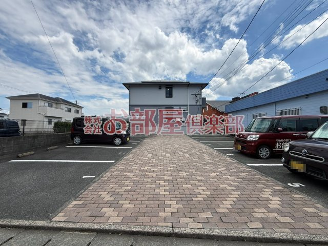 セジュールプリムの駐車場