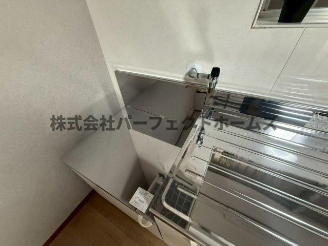 長尾西町1丁目戸建　賃貸のキッチン|お料理しやすいキッチンです