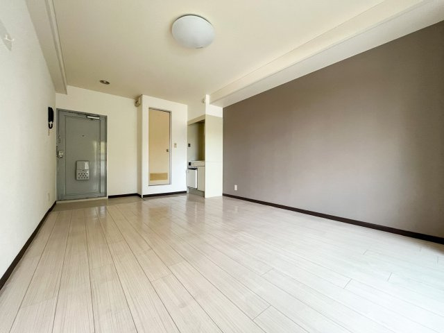 グランキューブ大正通りの洋室