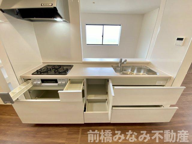 【新築】前橋市富士見町時沢第4　４号棟(全４棟)　クリエートの家　新築建売分譲のキッチン|お料理しやすいキッチンです