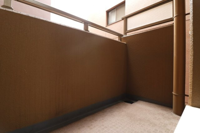 アールヴェール阿倍野松崎町のバルコニー|◆十分な広さも確保しています。陽当り・通風良好です。

