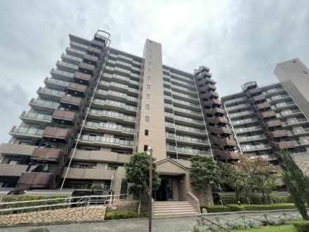 ヴェルシティ古河2番館の外観|外観もきれいです