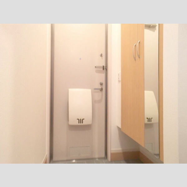 イルソーレの玄関|明るい玄関です