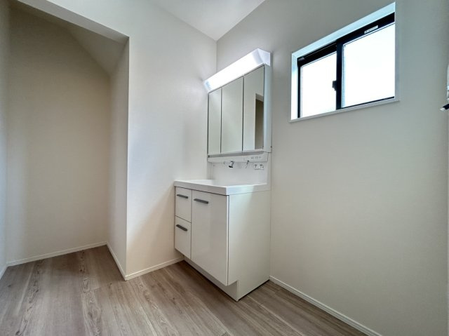 嘉穂郡桂川町大字豆田5期の独立洗面台