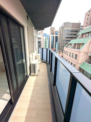 URBANEX上野の設備|6F、バルコニー、
南向き、上層階は日当り眺望良好