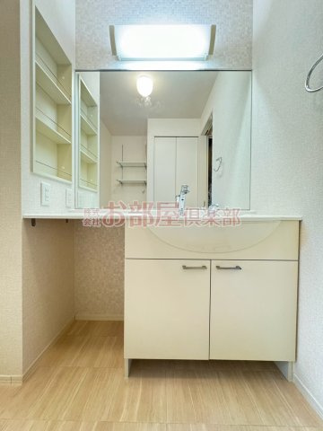 D-ROOM　AKARIの洗面所|スペースが確保できる洗面所です