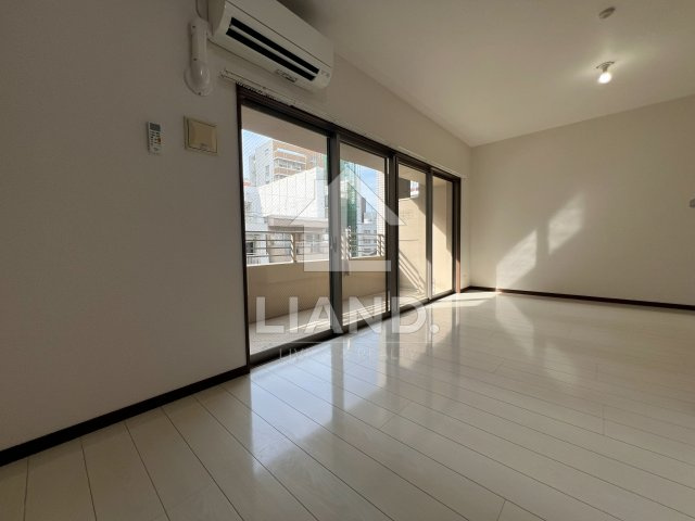 ラ・フルール博多駅南　東住吉小学校区の居間・リビング|ラ・フルール博多駅南