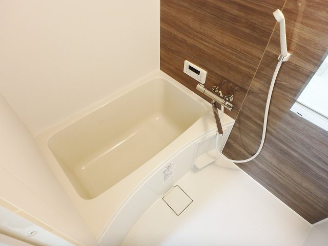 コボリクラスタ西宮北口の浴室