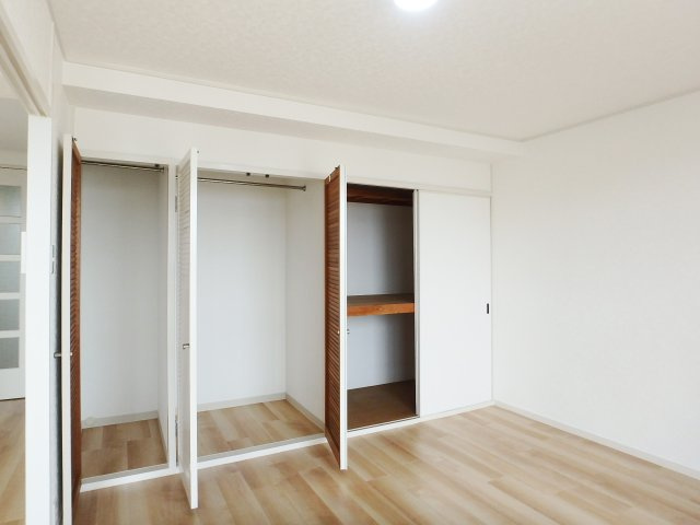 コボリクラスタ西宮北口の洋室
