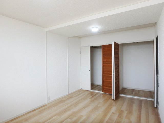 コボリクラスタ西宮北口の洋室