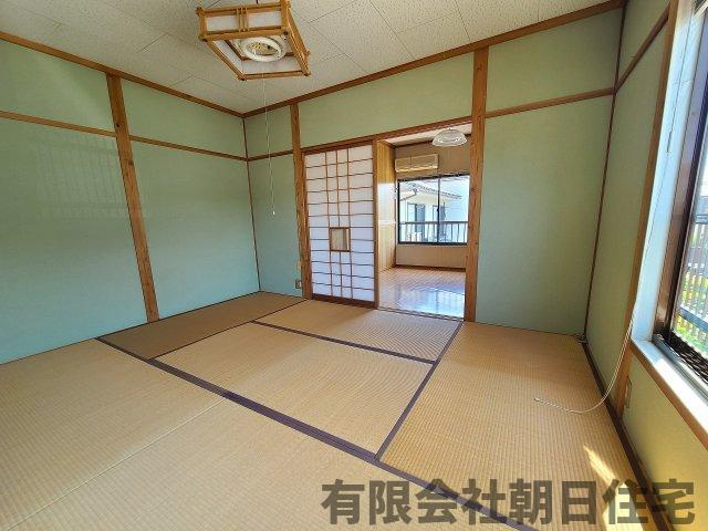 【和室】 | 雑賀町 中古戸建４LDK 1,080万円 | 落ち着いた雰囲気の和室付きです