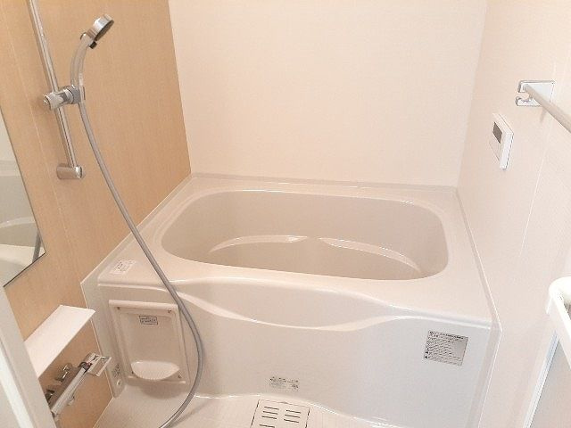 カタランテ千代田の浴室