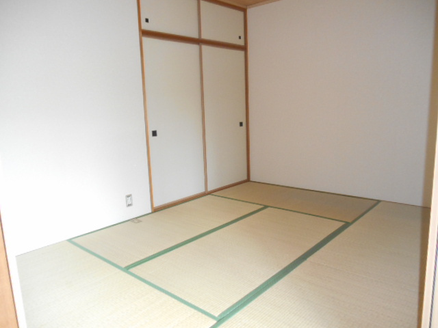 ルミエール西緑丘の子供部屋