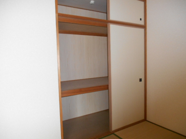 ルミエール西緑丘の収納