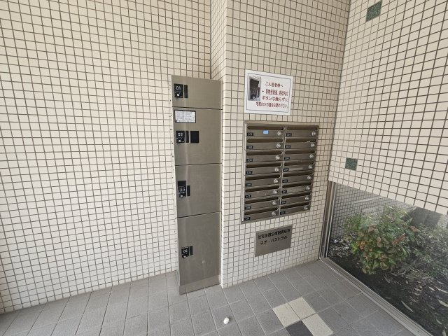 ネオパストラルのエントランス