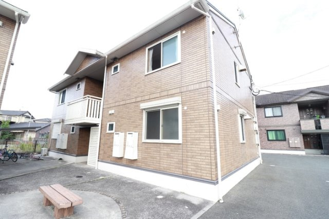 宮若市宮田のアパート