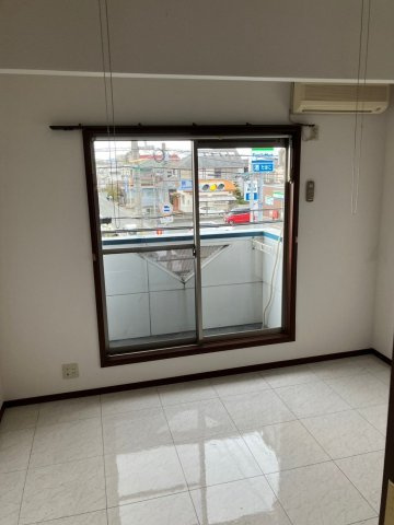 Ａレガート久留米大前　Ｂ棟の居間・リビング|同建物別部屋 現況優先