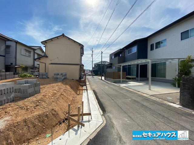 【同施工物件ご案内可能】東海市荒尾町泉　全1棟の前面道路含む現地写真|事前予約にて現地ご見学いただけます！お気軽にお問い合わせください♪
■株式会社　セキュアハウス■
住宅ローンに強く、知識、経験豊富なスタッフ在籍
お客様に寄り添い、ご成約後もサポート致します。
