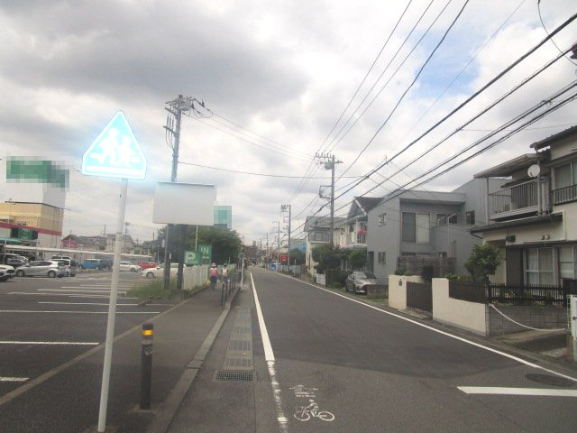 綾瀬市大上４丁目の店舗一部