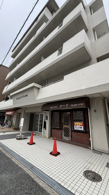 パルムハウス曽根　1階店舗の外観|外観です