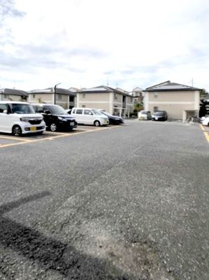 【駐車場】 | リビングタウン狭山池H棟
