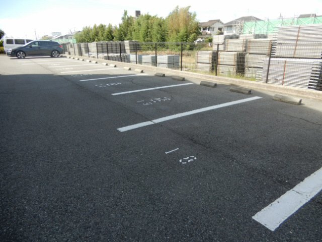 ボヌール有瀬の駐車場